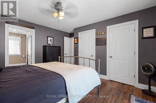 8094 County Road 44 Road, Edwardsburgh/Cardinal, ON - Indoor Photo Showing Bedroom