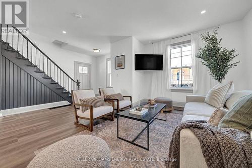 186 Durham Street, Cobourg, ON - Indoor Photo Showing Living Room