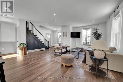 186 Durham Street, Cobourg, ON - Indoor Photo Showing Living Room