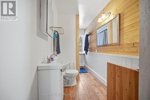 1826 Sugar Bush Way, Lanark Highlands, ON - Indoor Photo Showing Bathroom