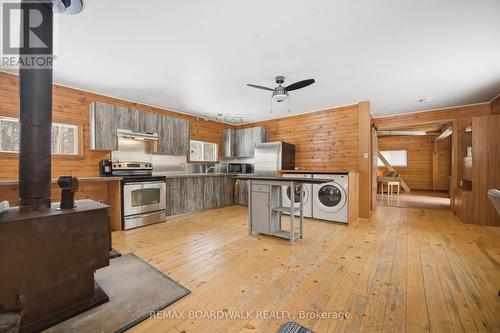1826 Sugar Bush Way, Lanark Highlands, ON - Indoor Photo Showing Kitchen