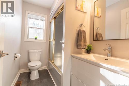 15 Mckinnon Road, Miramichi, NB - Indoor Photo Showing Bathroom