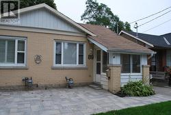 89 RUMSEY ROAD  Toronto, ON M4G 1P1