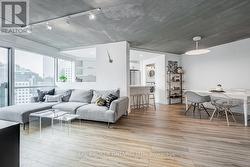 2501 - 10 YONGE STREET  Toronto, ON M5E 1R4