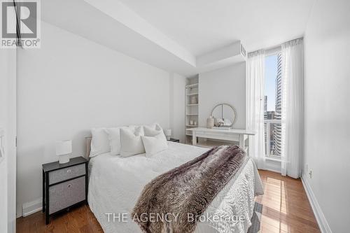 3311 - 208 Queens Quay Sw, Toronto, ON - Indoor Photo Showing Bedroom