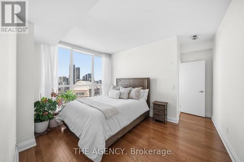 3311 - 208 Queens Quay Sw, Toronto, ON - Indoor Photo Showing Bedroom