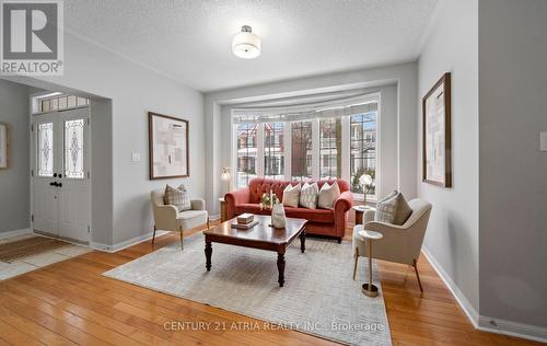 16 Peony Street, Markham, ON - Indoor Photo Showing Living Room