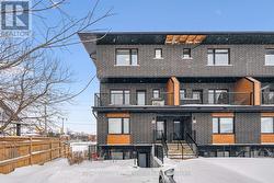 4 DUGGAN LANE  Guelph (Clairfields/Hanlon Business Park), ON N1L 1E1