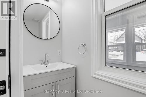 307 Nelson Street, Stratford, ON - Indoor