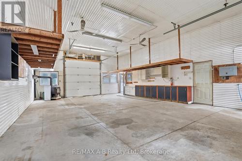 307 Nelson Street, Stratford, ON - Indoor Photo Showing Garage