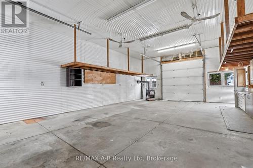 307 Nelson Street, Stratford, ON - Indoor Photo Showing Garage
