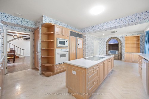 2 Chieftain Crescent, Toronto, ON - Indoor Photo Showing Kitchen