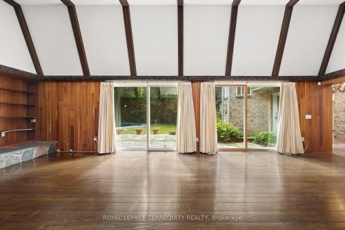 2 Chieftain Crescent, Toronto, ON - Indoor Photo Showing Other Room