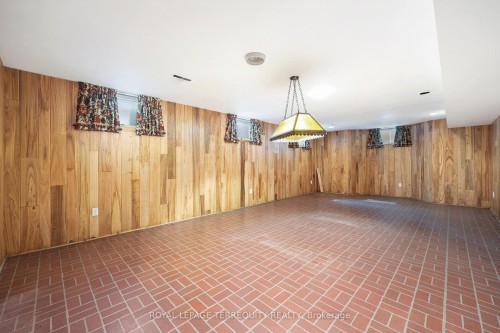 2 Chieftain Crescent, Toronto, ON - Indoor Photo Showing Other Room