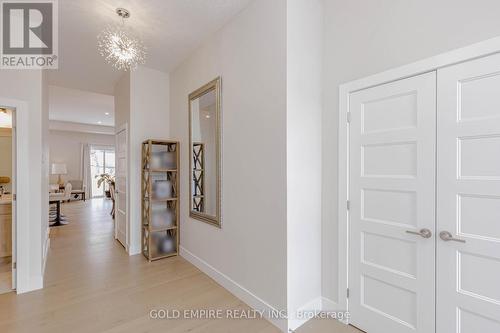 18 - 7966 Fallon Drive, Lucan Biddulph (Granton), ON - Indoor Photo Showing Other Room