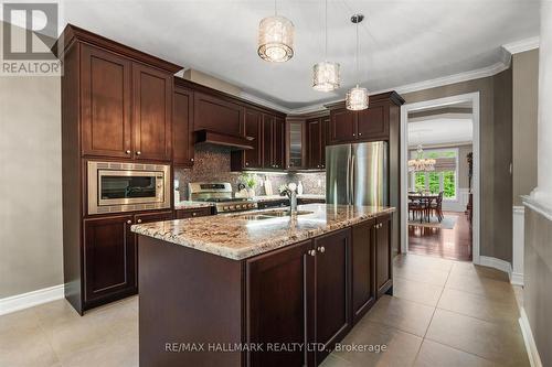 24 Diamond Valley Drive, Oro-Medonte, ON - Indoor Photo Showing Kitchen With Stainless Steel Kitchen With Double Sink
