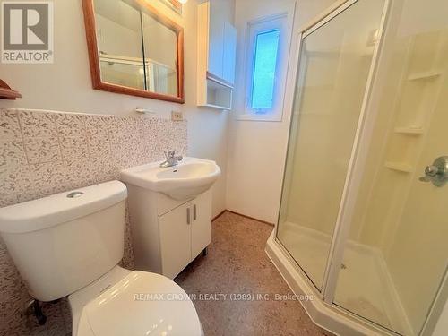 60 Egerton Street, Kapuskasing, ON - Indoor Photo Showing Bathroom