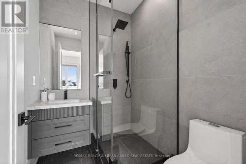 70 Abitibi Avenue, Toronto, ON - Indoor Photo Showing Bathroom