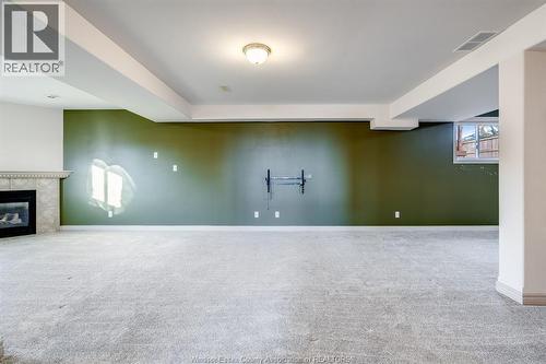 140 Station Court, Kingsville, ON - Indoor With Fireplace