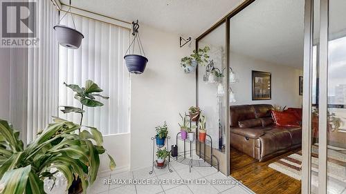 901 - 131 Torresdale Avenue, Toronto, ON - Indoor Photo Showing Other Room