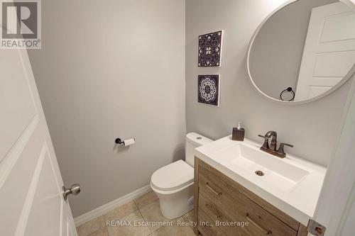 46 - 70 Plains Road W, Burlington (Lasalle), ON - Indoor Photo Showing Bathroom