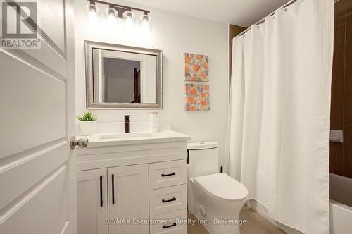 46 - 70 Plains Road W, Burlington (Lasalle), ON - Indoor Photo Showing Bathroom