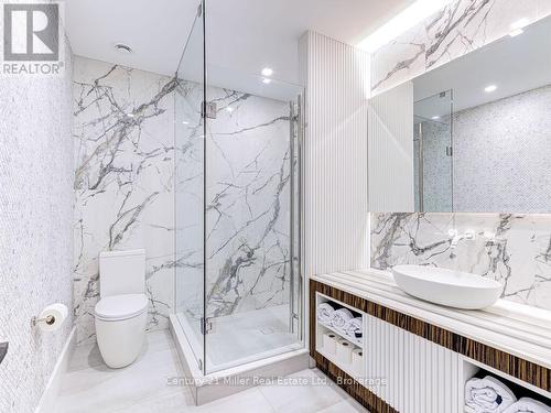 214 Jerseyville Road, Brantford, ON - Indoor Photo Showing Bathroom