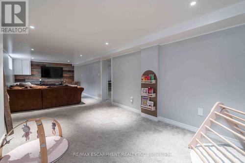 35 Charles Avenue, St. Catharines, ON - Indoor