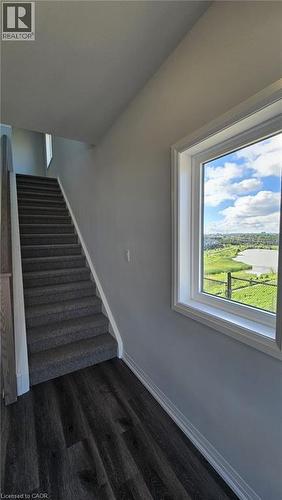 155 Equestrian Way Unit# 54, Cambridge, ON - Indoor Photo Showing Other Room