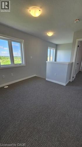 155 Equestrian Way Unit# 54, Cambridge, ON - Indoor Photo Showing Other Room