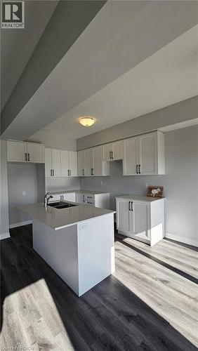 155 Equestrian Way Unit# 54, Cambridge, ON - Indoor Photo Showing Kitchen