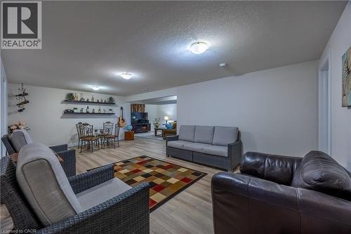 45 Cardinal Lane, Port Dover, ON - Indoor Photo Showing Living Room