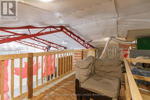 1046 County 124 Road N, Clearview (Singhampton), ON - Indoor Photo Showing Other Room