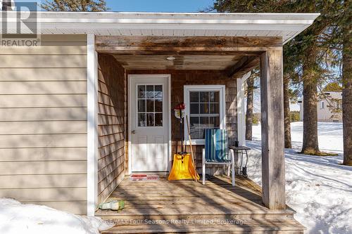 1046 County 124 Road N, Clearview (Singhampton), ON - Outdoor