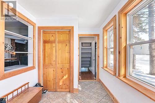 1046 County 124 Road N, Clearview (Singhampton), ON - Indoor Photo Showing Other Room