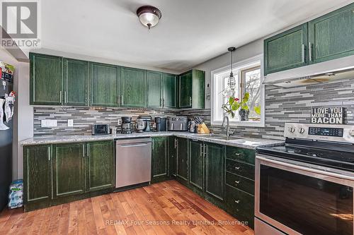 1046 County 124 Road N, Clearview (Singhampton), ON - Indoor Photo Showing Kitchen