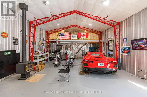 1046 County 124 Road N, Clearview (Singhampton), ON - Indoor