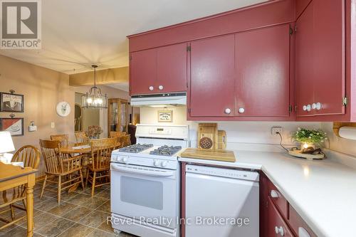 83 Frederick Street, Woodstock (Woodstock - North), ON - Indoor Photo Showing Kitchen
