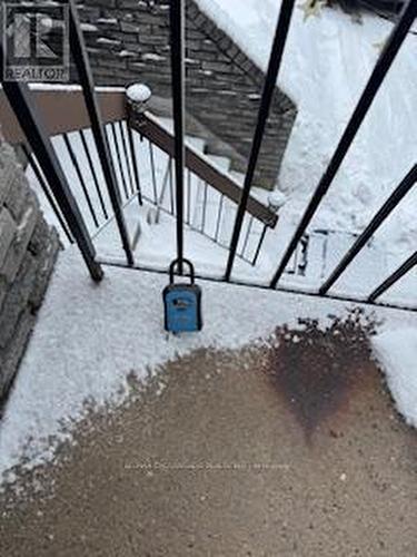 7 Sandhurst Circle E, Toronto, ON - Outdoor