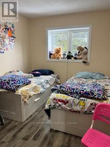 7 Sandhurst Circle E, Toronto, ON - Indoor Photo Showing Bedroom