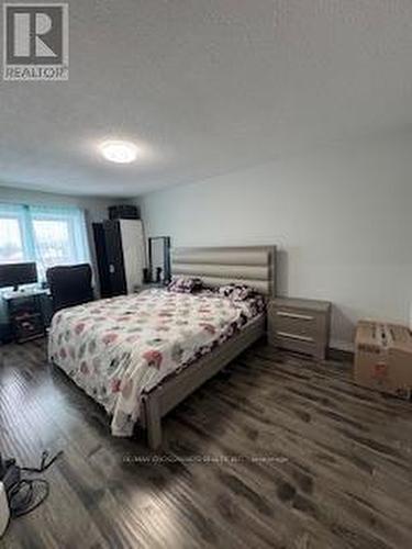 7 Sandhurst Circle E, Toronto, ON - Indoor Photo Showing Bedroom