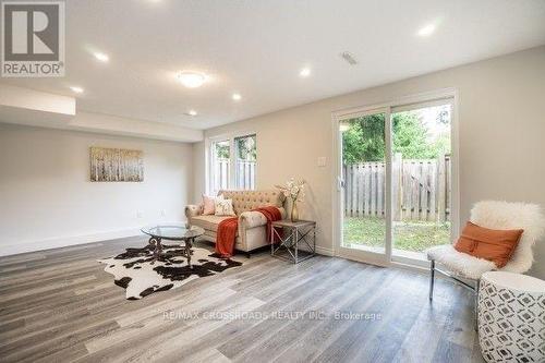 7 Sandhurst Circle E, Toronto, ON - Indoor Photo Showing Living Room