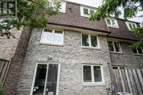 7 Sandhurst Circle E, Toronto, ON - Outdoor With Exterior