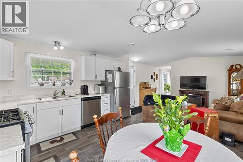 191 Steven Court, Essex, ON - Indoor Photo Showing Other Room