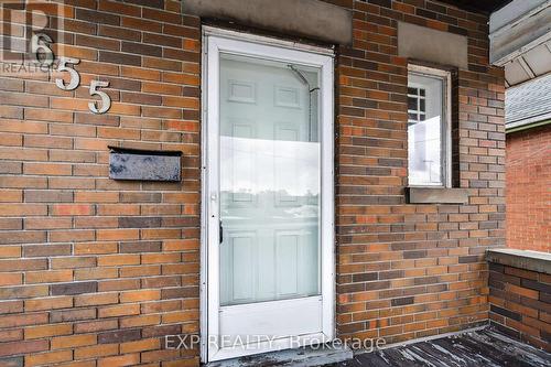 655 Highbury Avenue N, London East (East M), ON - Outdoor With Exterior