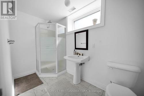 768 Franklinway Crescent, London North (North R), ON - Indoor Photo Showing Bathroom