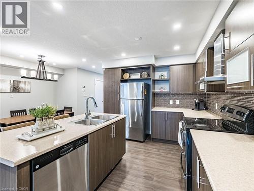 98 Crafter Crescent, Stoney Creek, ON - Indoor Photo Showing Kitchen With Stainless Steel Kitchen With Double Sink With Upgraded Kitchen