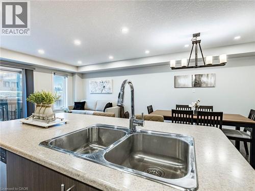 98 Crafter Crescent, Stoney Creek, ON - Indoor Photo Showing Kitchen With Double Sink