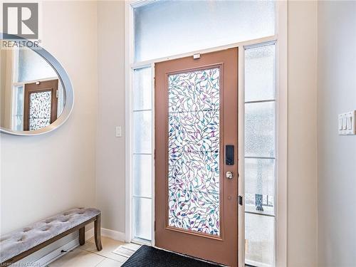 98 Crafter Crescent, Stoney Creek, ON - Indoor Photo Showing Other Room