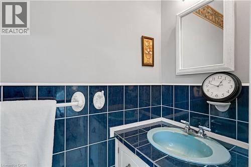 1180 Mississauga Valley Boulevard Unit# 4, Mississauga, ON - Indoor Photo Showing Bathroom